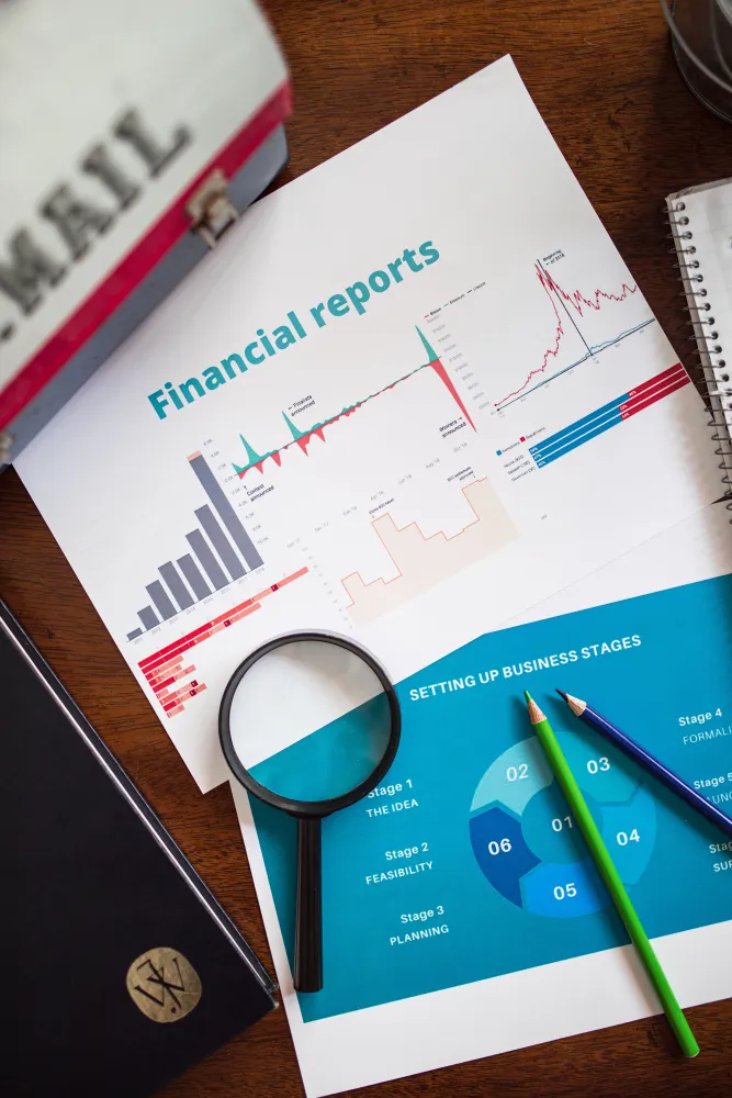 service-financial-reports.webp